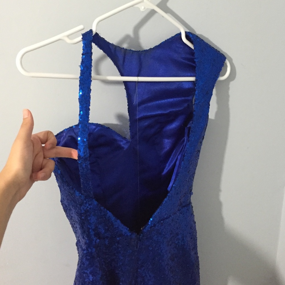 Prom dress - Picture 4 of 4